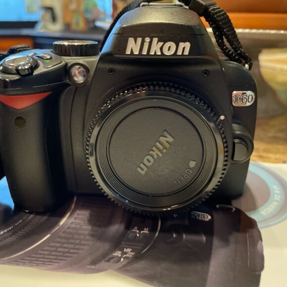 Nikon D60 - Picture 5 of 6